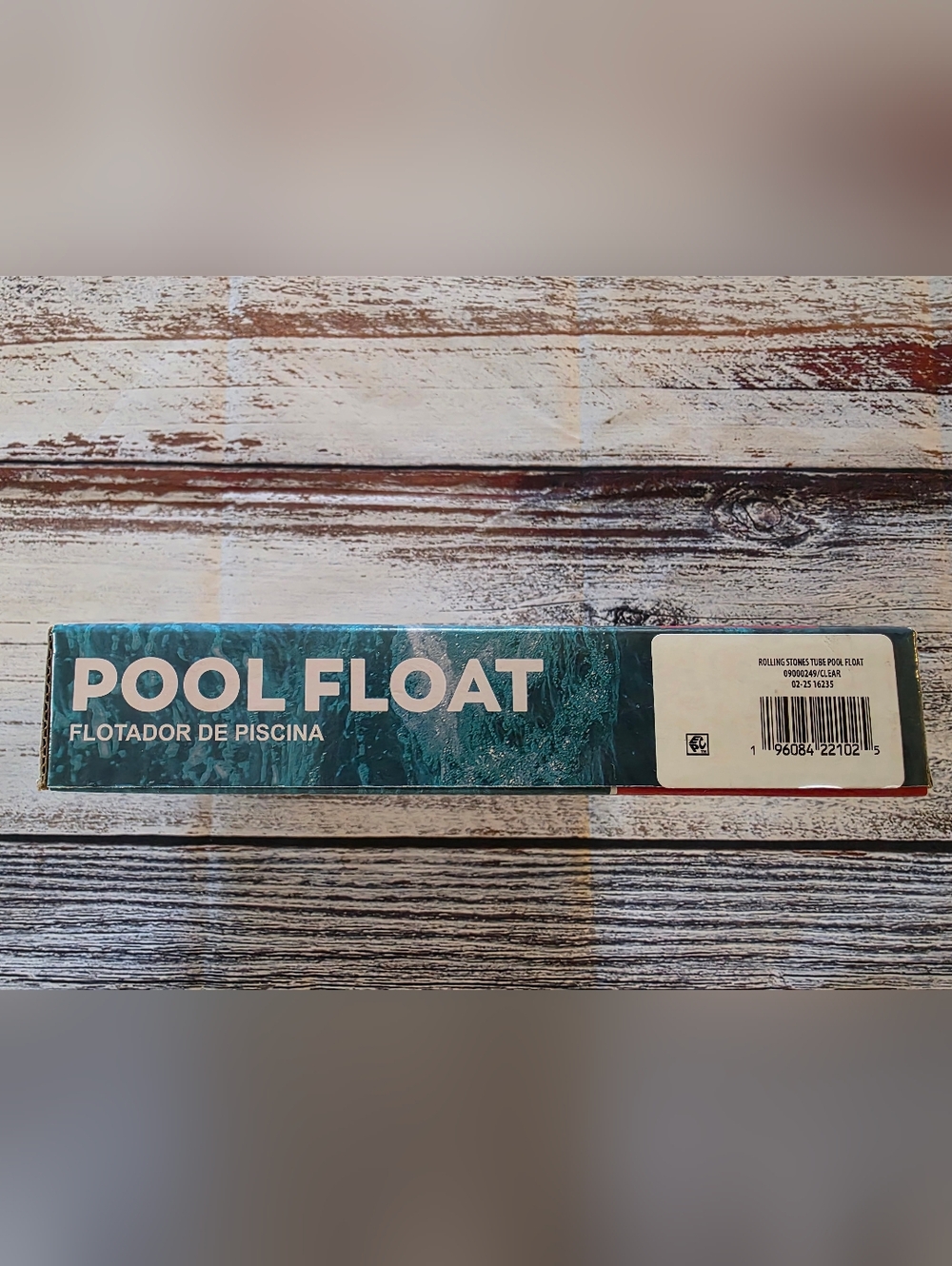 Rolling Stones Inflatable Pool Float - Picture 4 of 6